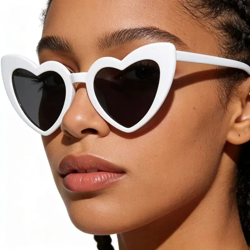 Sunglasses Uv400 - Cartoon witte zonnebril met hartvormig montuur,