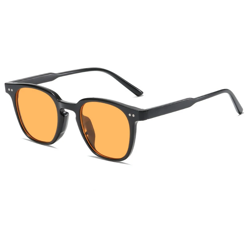 Vintage vierkante grijze zonne - Designer Sunglasses recensie en prijs