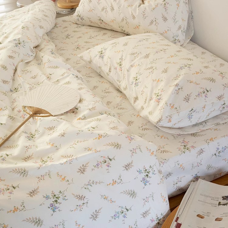 INS Frisse Pastorale Bloemen B - Silk Pillowcase recensie en prijs