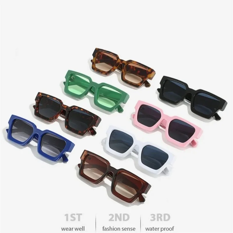 Klassieke zonnebril met vierka - Designer Sunglasses recensie en prijs